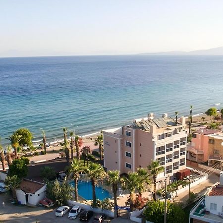 Holiday Hotel Кушадаси Екстер'єр фото