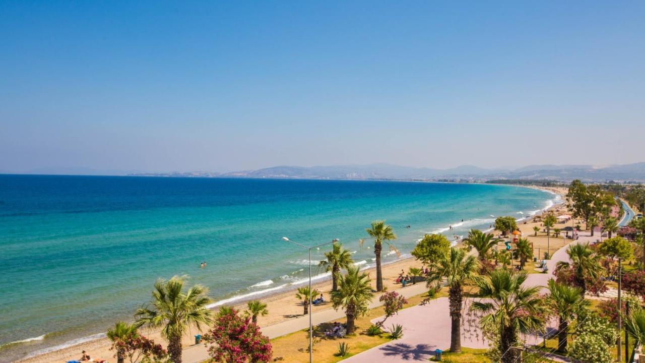 Holiday Hotel Кушадаси Екстер'єр фото