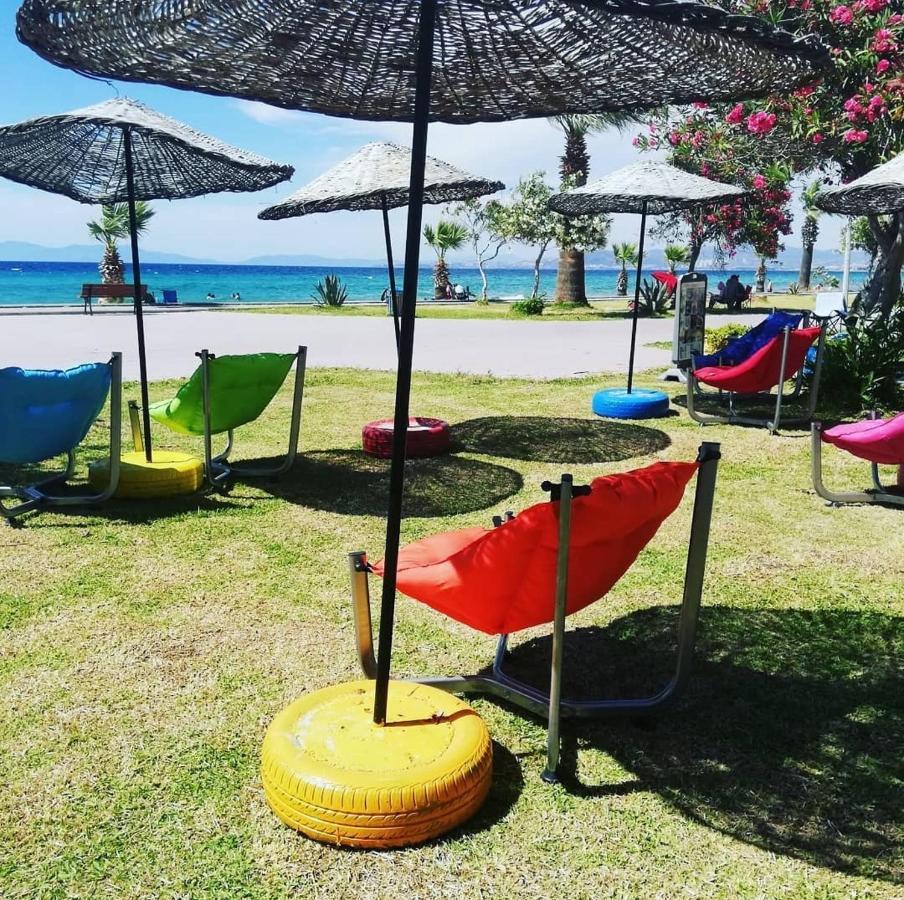 Holiday Hotel Кушадаси Екстер'єр фото