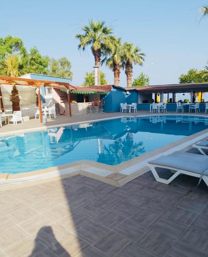 Holiday Hotel Кушадаси Екстер'єр фото