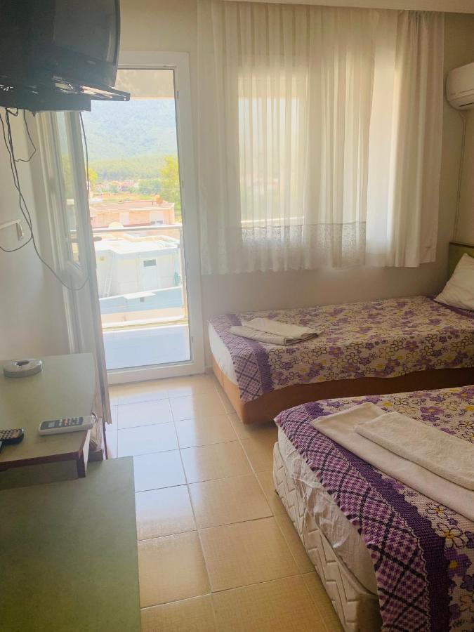 Holiday Hotel Кушадаси Екстер'єр фото